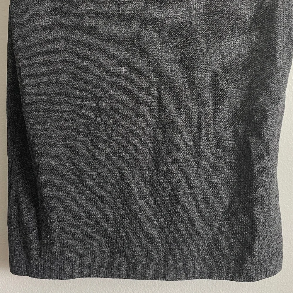 St. John Black Sleeveless Knit Tank Size P